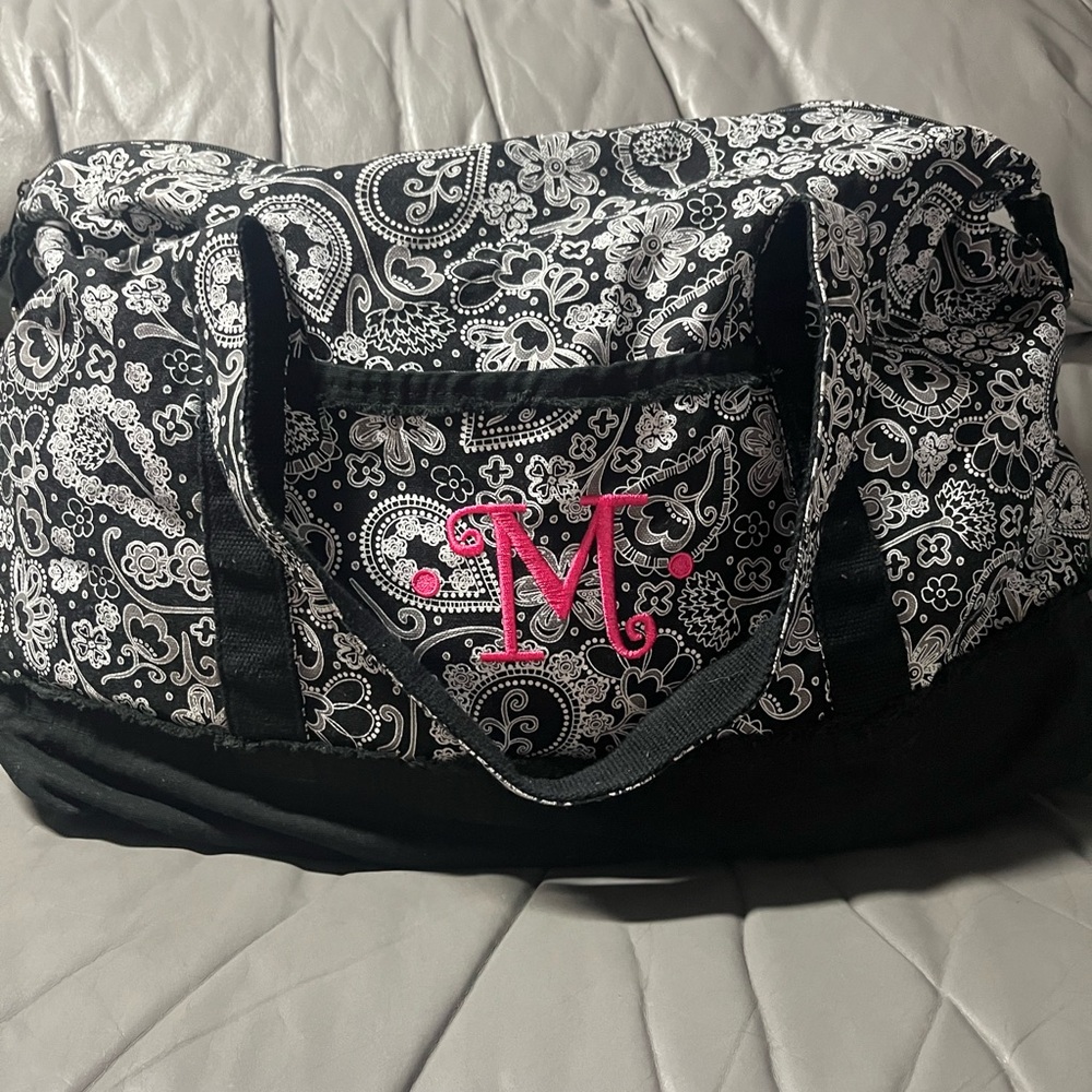 Thirty-One Black and White Paisley Travel Bag